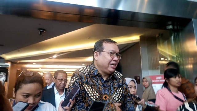 Direktur Utama Bursa Efek Indonesia (BEI) Iman Rachman saat ditemui wartawan, Selasa (9/1/2024). Foto: Ghinaa Rahmatika/kumparan
