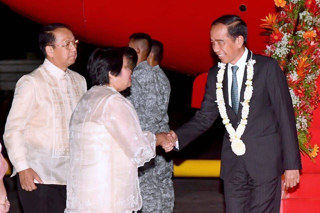 Presiden Jokowi tiba di Filipina, Selasa (9/1/2024). Foto: Rusman/Biro Pers Sekretariat Presiden