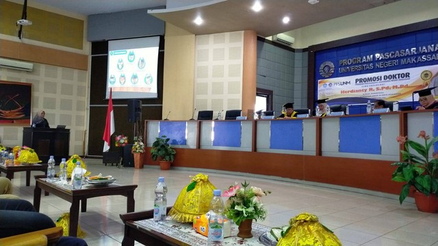 Dosen Pendidikan Sosiologi Unismuh Herdianty Raih Gelar Doktor di UNM