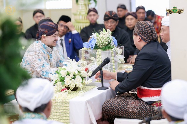 Proses akad nikah BPH Kusumo Kuntonugroho dengan Laily Annisa Kusumastuti di Kagungan Dalem Masjid Pakualaman, Rabu (10/1). Foto: Dok. Puro Pakualaman