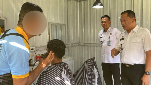 Diversifikasi Kemandirian, Pokja Jasa Pangkas Rambut dan Laundry Resmi Launching (1)