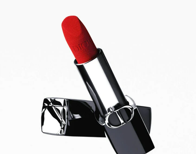 Lipstik Rouge Dior formulasi terbaru. Foto: Dior Beauty, Peter Philips Makeup