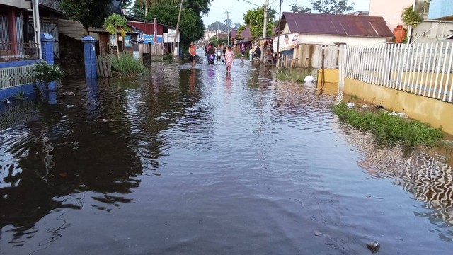 Rumah warga yang banjir karena luapan sungai, Foto : BPBD Sumsel