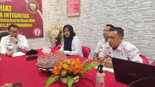 Rapat Panitia Seleksi Tim ZI Bapas Semarang Tahun 2024