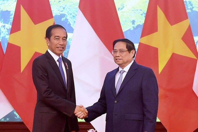 Presiden Joko Widodo bertemu Perdana Menteri (PM) Vietnam Pham Minh Chinh, di Government Office, Hanoi, Jumat (12/1/2024). Foto: Rusman/Biro Pers Sekretariat Presiden