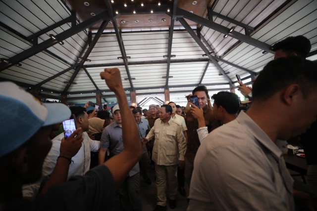 Calon Presiden nomor urut 2, Prabowo Subianto nyapa masyarakat Medan, Sumatra Utara, Sabtu (13/1/2024) siang. Foto: Dok. Istimewa