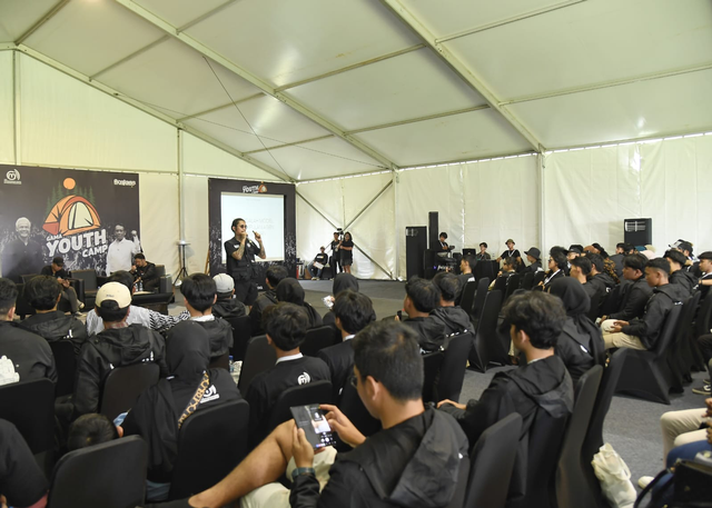 Kegiatan Gama Youth Camp di Cigombong yang digelar Tim Pemenangan Muda (TPM) Ganjar-Mahfud di Cigombong, Kabupaten Bogor, Jawa Barat, Minggu (14/1). Foto: Dok. Istimewa