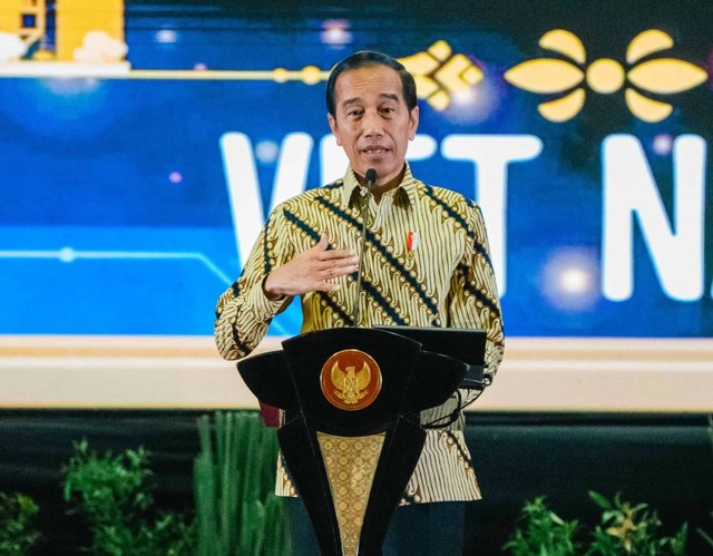 Presiden Jokowi saat hadiri forum rektor di Surabaya. Foto: Humas Unesa