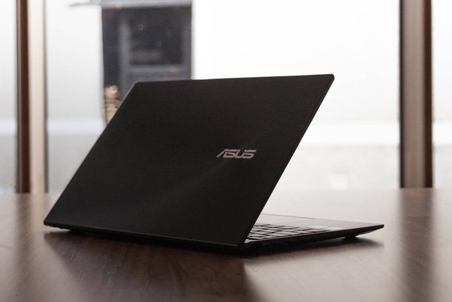 Ilustrasi laptop Asus tidak bisa masuk Windows. Foto: unsplash