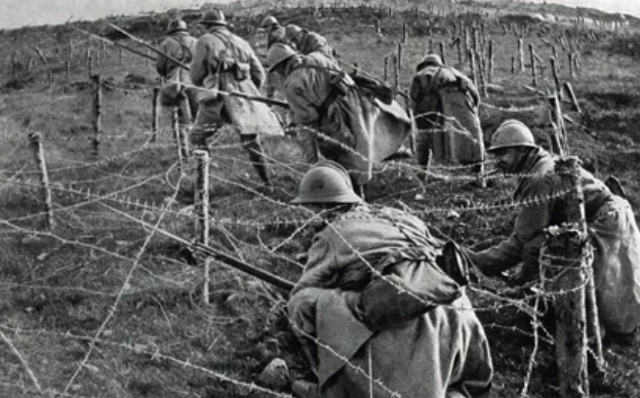 Gambaran Perang Dunia I. Sumber : https://www.shutterstock.com/id/image-photo/world-war-1-battle-verdun-french-785840254