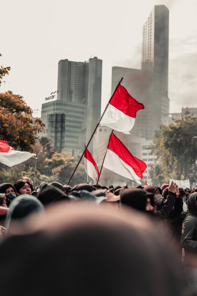 Ilustrasi Tantangan dan Peluang dalam Membangun Masyarakat Partisipatif di indonesia? - Sumber : Unsplash/prananta haroun