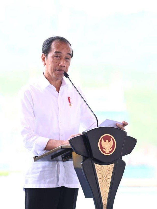 Presiden Jokowi saat groundbreaking Memorial Park IKN, Rabu (17/1/2024). Foto: Kris/Biro Pers Sekretariat Presiden