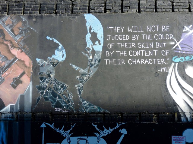 Ilustrasi Quotes Martin Luther King. Foto: Unsplash/LeeAnn Cline