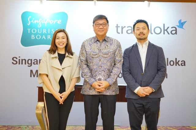 Penandatanganan Memorandum of Cooperation (MOC) antara STB dengan Traveloka di Hotel Raffless Jakarta, Rabu (17/1/2024). Foto: Dok. Istimewa