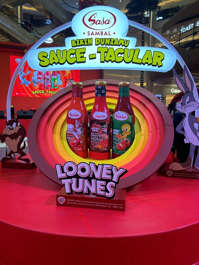 Perilisan Sasa Sambal kolaborasi dengan Looney Tunes-Sauce Tacular, Kamis (18/1/2024). Foto: Caroline Pramantie/kumparan