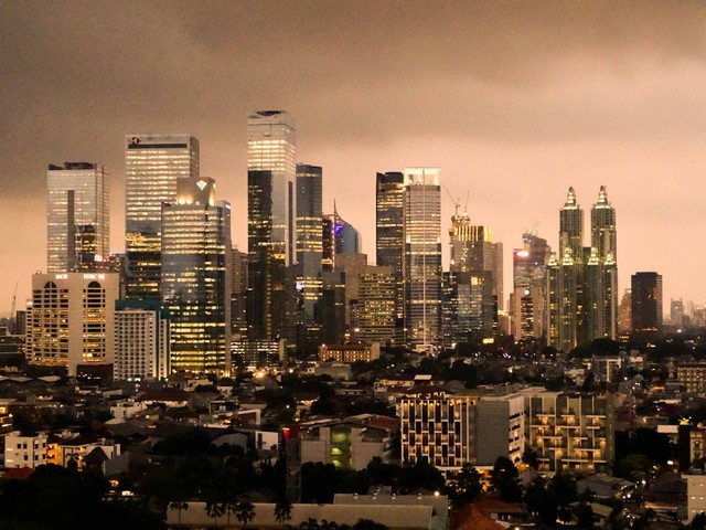 Gandaria 8 Office Tower. Foto Hanya Ilustrasi, Bukan Tempat Sebenarnya. Sumber Unsplash Aeira Atelier