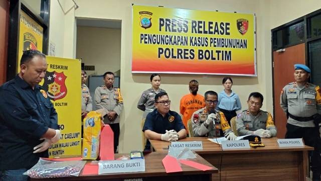 Polres Boltim saat mengadakan jumpa pers terkait kasus pembunuhan bocah di Boltim.