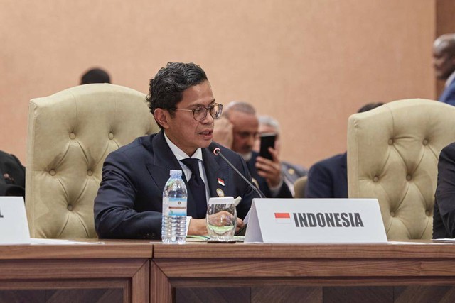 Wakil Menteri Luar Negeri RI, Pahala Nugraha Mansury memimpin Delegasi RI pada Konferensi Tingkat Tinggi Gerakan Non-Blok (GNB) ke -19 yang berlangsung di Kampala, Uganda, 19-20 Januari 2024. Foto: Dok. kemlu