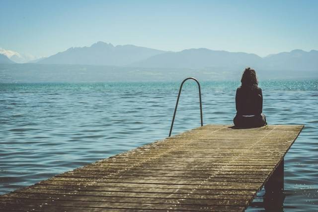 Ilustrasi Jenis Trauma yang Menyebabkan Gangguan Mental. Sumber Foto: Unsplash.com/Paola Chaaya