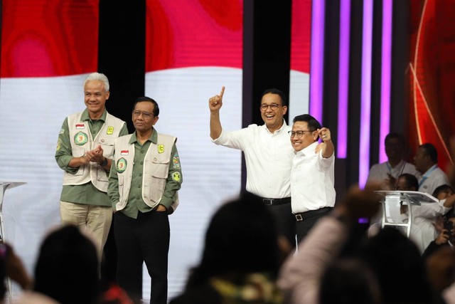 Anies Beri 3 Kata Atas Performa Debat Cak Imin Bangga Bangga Bangga