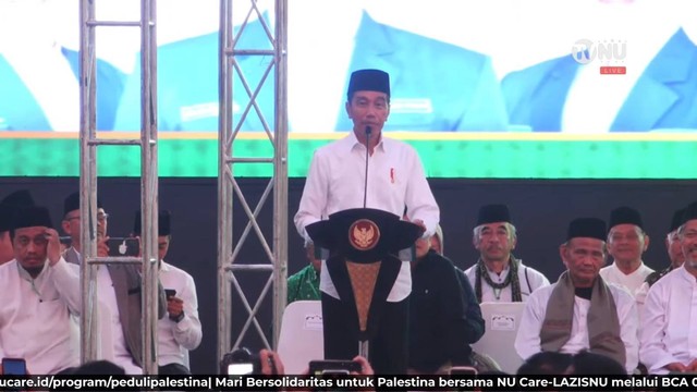 Presiden Joko Widodo memberikan sambutan saat menghadiri Apel 24 Ribu Santri dan Pelajar Emas PP IPNU. Foto: Youtube/TVNU Televisi Nahdlatul Ulama