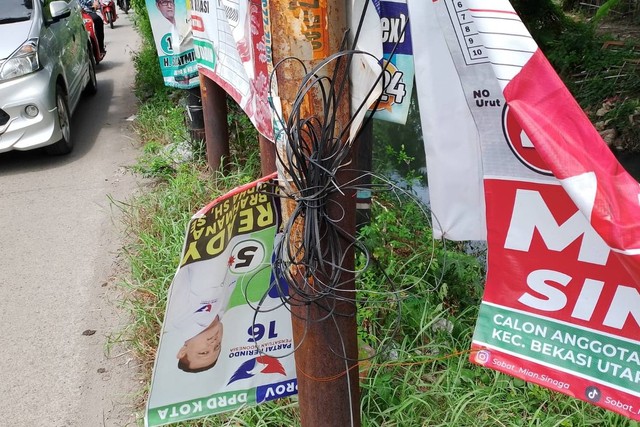 Kabel fiber optik di Bekasi yang menjerat leher mahasiswa. Dok: kumparan.