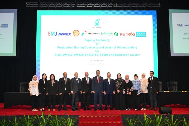 Acara penandatanganan PT Pertamina Malaysia Eksplorasi Produksi (PMEP) yang berhasil memenangkan lelang blok eksplorasi SK510 melalui Malaysia Bid Round (MBR) 2023 di Kuala Lumpur, 23 Januari 2024. Foto: Dok. Pertamina