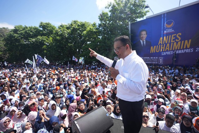 Anies menggelar kampanye akbar di Taman Nukila Ternate, Jumat (26/1/2024). Foto: Dok. Istimewa