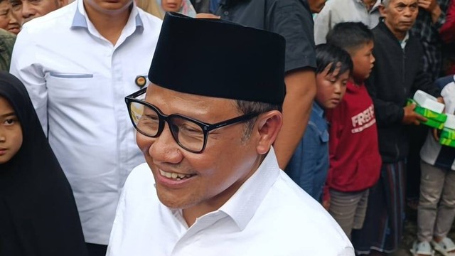 Cawapres nomor urut 1, Muhaimin Iskandar alias Cak Imin, hadiri Dialog dengan Petani di GOR Desa Tieng, Kejajar, Wonosobo, Jawa Tengah, Sabtu (27/1/2024). Foto: Fadlan Nuril Fahmi/kumparan