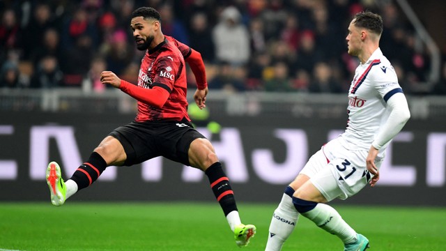 Bologna vs AC Milan dalam lanjutan Liga Italia 2023/24 di Stadion San Siro pada Minggu (28/1) dini hari WIB. Foto: REUTERS/Daniele Mascolo