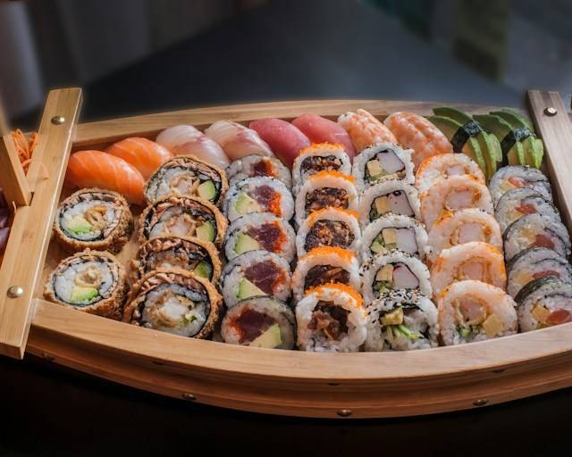 Omakase di Bandung. Foto hanya ilustrasi. Sumber foto: Unsplash/Riccardio