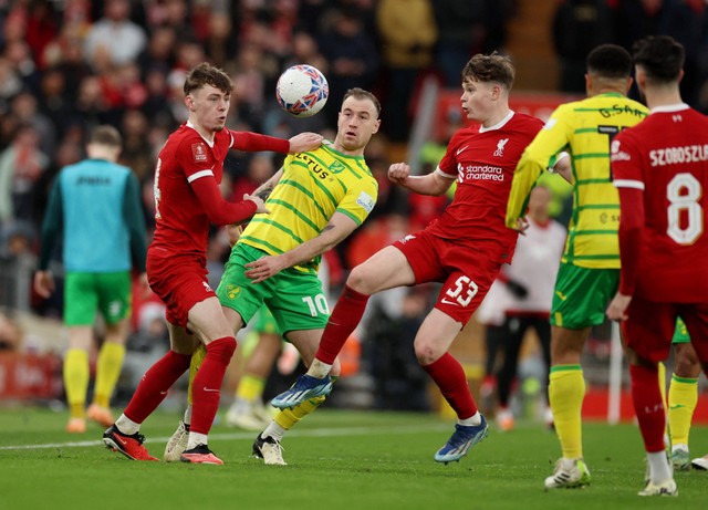 Liverpool vs Norwich City dalam laga babak keempat Piala FA di Stadion Anfield, Inggris, pada Minggu (28/1) malam WIB. Foto: REUTERS/Phil Noble