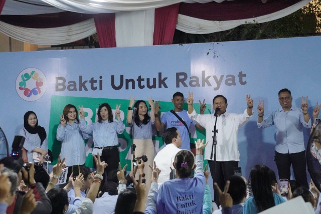 Capres 02, Prabowo Subianto menerima deklarasi dukungan dari Komunitas Bakti Untuk Rakyat, di Jalan Kertanegara IV, Jakarta Selatan, Senin (29/1/2024). Foto: Dok. Istimewa