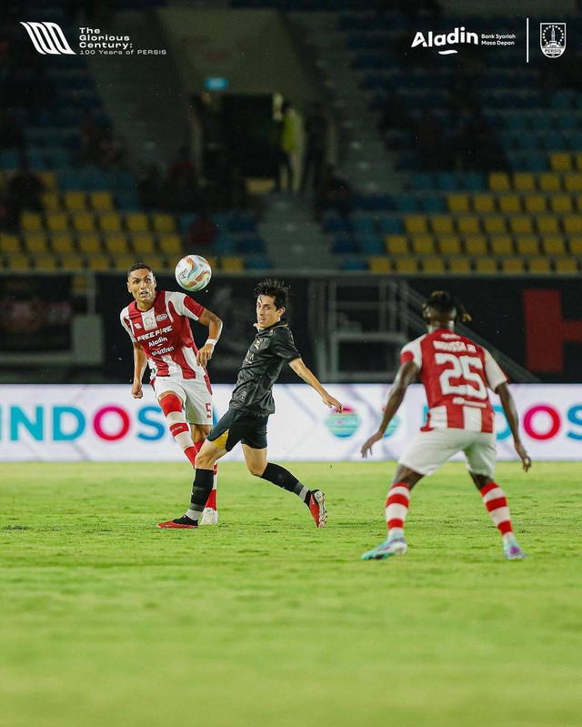 Persis Solo vs Madura United dalam laga lanjutan Liga 1 2023/24 di Stadion Manahan pada Selasa (30/1/2024). Foto: Instagram/@persisofficial