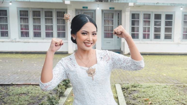 Menilik perjalanan kebaya di Indonesia yang kini jadi hari nasional. Foto: Shutterstock