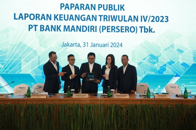 Konferensi Pers Paparan Kinerja Kuartal IV 2023 Bank Mandiri di Jakarta,  Rabu (31/1/2024). Foto: Aditia Noviansyah/kumparan