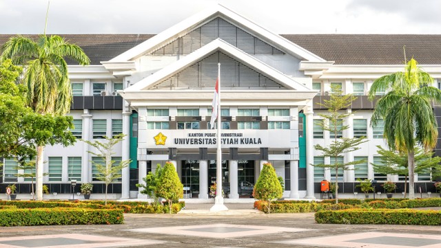 100 Universitas Negeri di Indonesia, foto: Unsplash/Sangga Rima Roman Selia