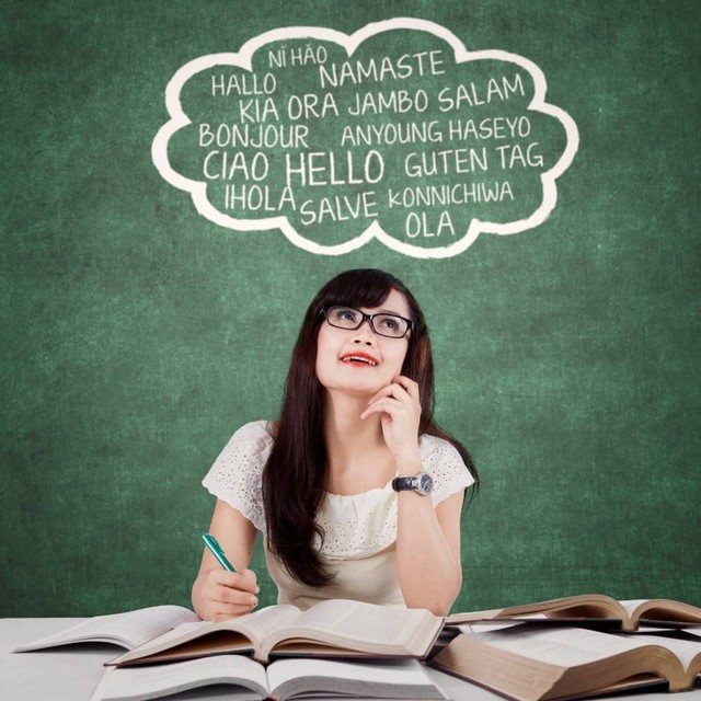 Ilustrasi Gambar Bilingualism (Shutterstock)