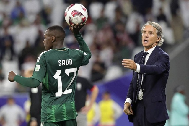 Pelatih Arab Saudi Roberto Mancini. Foto: GIUSEPPE CACACE / AFP