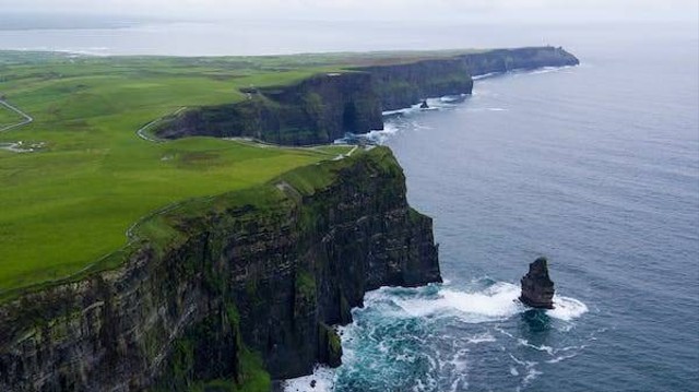 Ilustrasi pengertian mass wasting. Sumber foto: Pexels