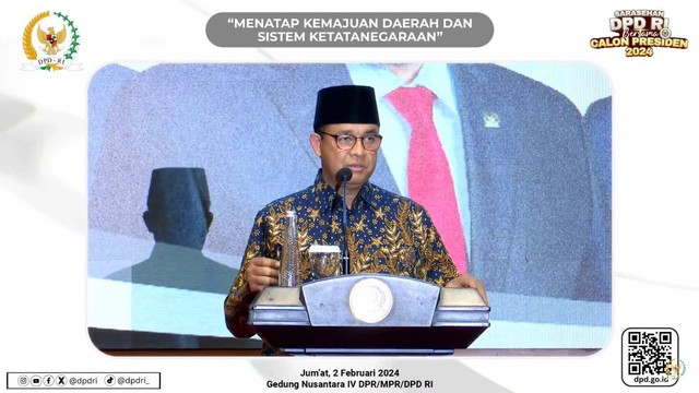 Capres 01 Anies Baswedan menyampaikan sambutan pada Sarasehan DPD RI bersama Capres RI 2024-2029, di Gedung Nusantara IV, Senayan, Jakarta, Jumat (2/2/2024). Foto: Youtube/DPD RI