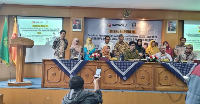 Forum Rektor Perguruan Tinggi Muhammadiyah dan Aisyiyah (PTMA) menyoroti kondisi politik di Indonesia jelang Pemilu 2024.  Foto: PTMA