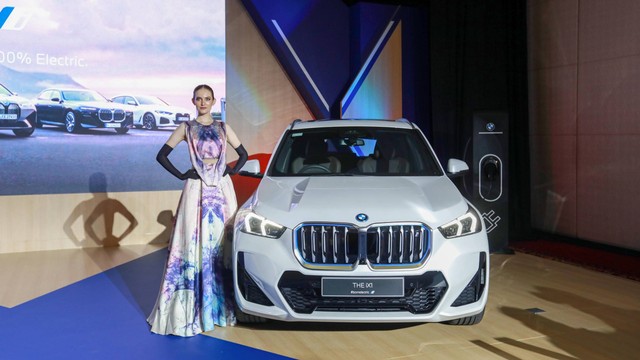 Peluncuran mobil BMW iX1 eDrive20 M Sport di Jakarta, Jumat (2/2/2024). Foto: Aditia Noviansyah/kumparan