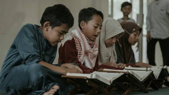 Cara Membaca Hukum Bacaan Ghunnah Dan Contohnya Untuk Belajar Mandiri ...