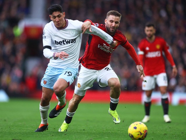 Manchester United menjamu West Ham United dalam pertandingan lanjutan Liga Inggris 2023/24 di Stadion Old Trafford, Minggu (4/2/2024). Foto: Carl Recine/REUTERS