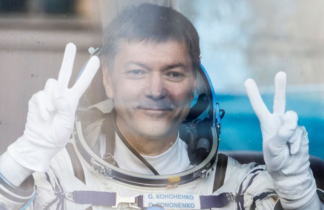 Oleg Kononenko, kosmonaut Rusia yang berhasil memecahkan rekor sebagai orang dengan waktu terlama di luar angkasa. Foto: REUTERS/Maxim Shemetov
