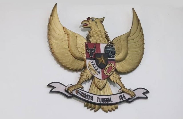 Ilustrasi nilai-nilai pancasila bersifat universal - Sumber: Unsplash/Mufid Majnun