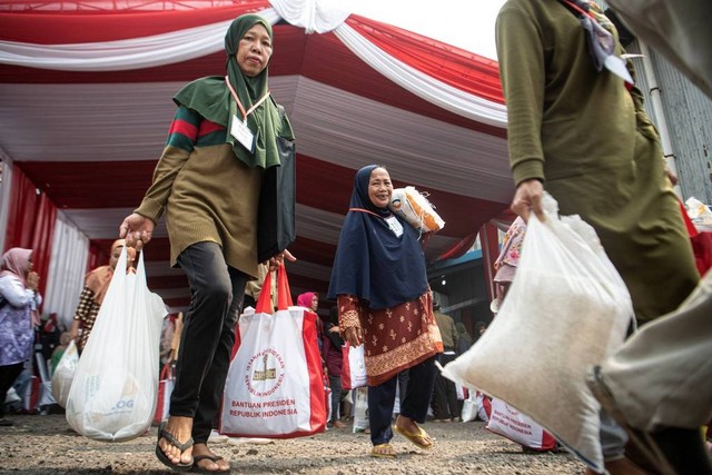 Ilustrasi bantuan pangan non tunai. Foto: Nova Wahyudi/ANTARA FOTO