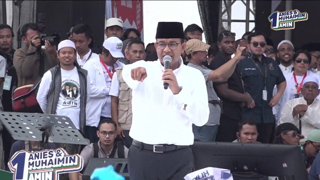 Capres 01 Anies Baswedan pada kampanye akbar Anies-Muhaimin (AMIN), di Pasuruan, Jumat (9/2/2024). Foto: Youtube/Muhaimin Iskandar