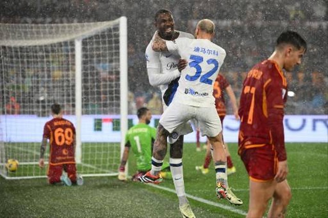 AS Roma vs Inter Milan di Liga italia. Dok: Alberto PIZZOLI / AFP